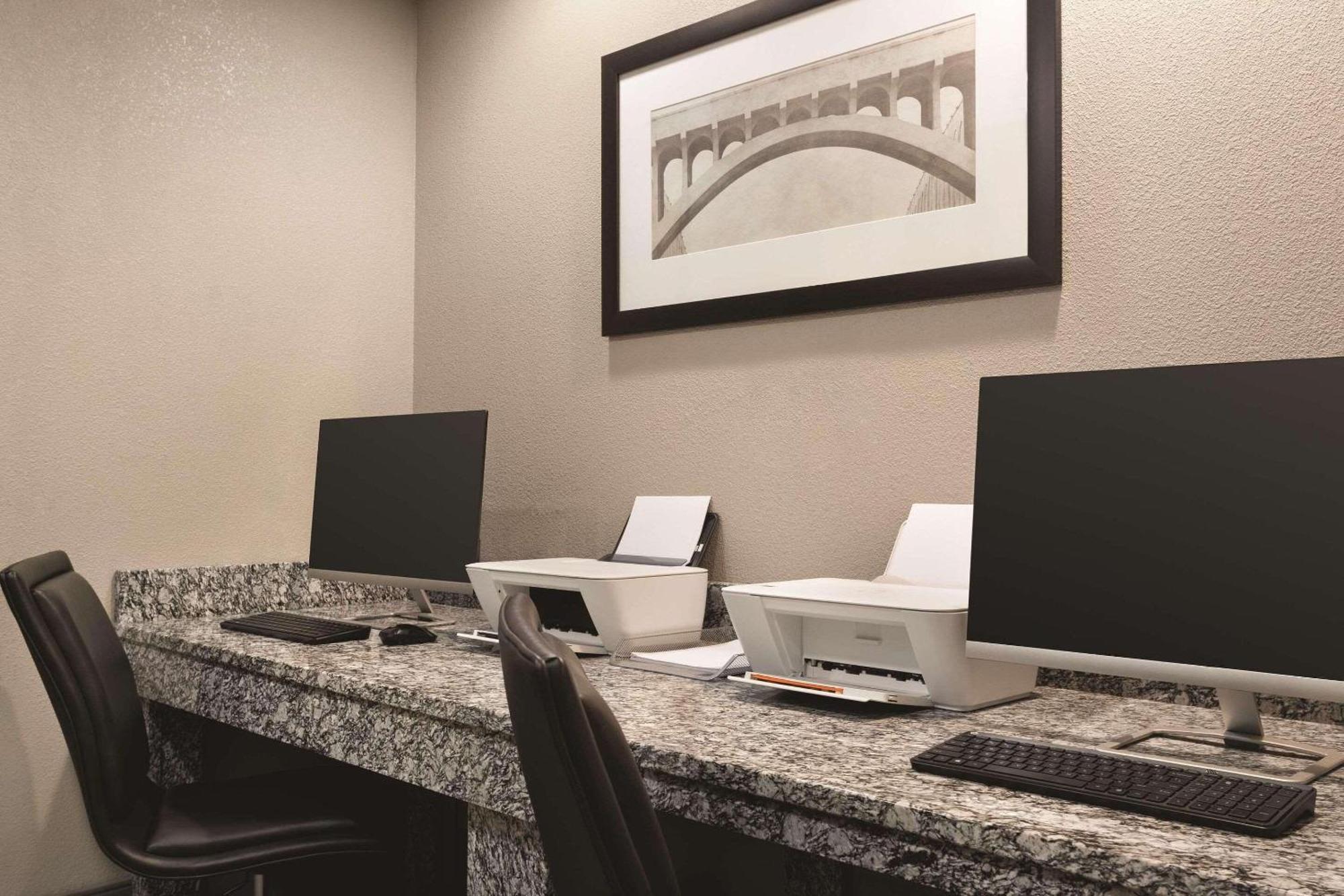 Country Inn & Suites By Radisson, Nashville Airport East, Tn Esterno foto