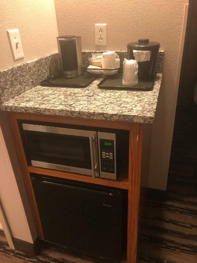 Country Inn & Suites By Radisson, Nashville Airport East, Tn Esterno foto